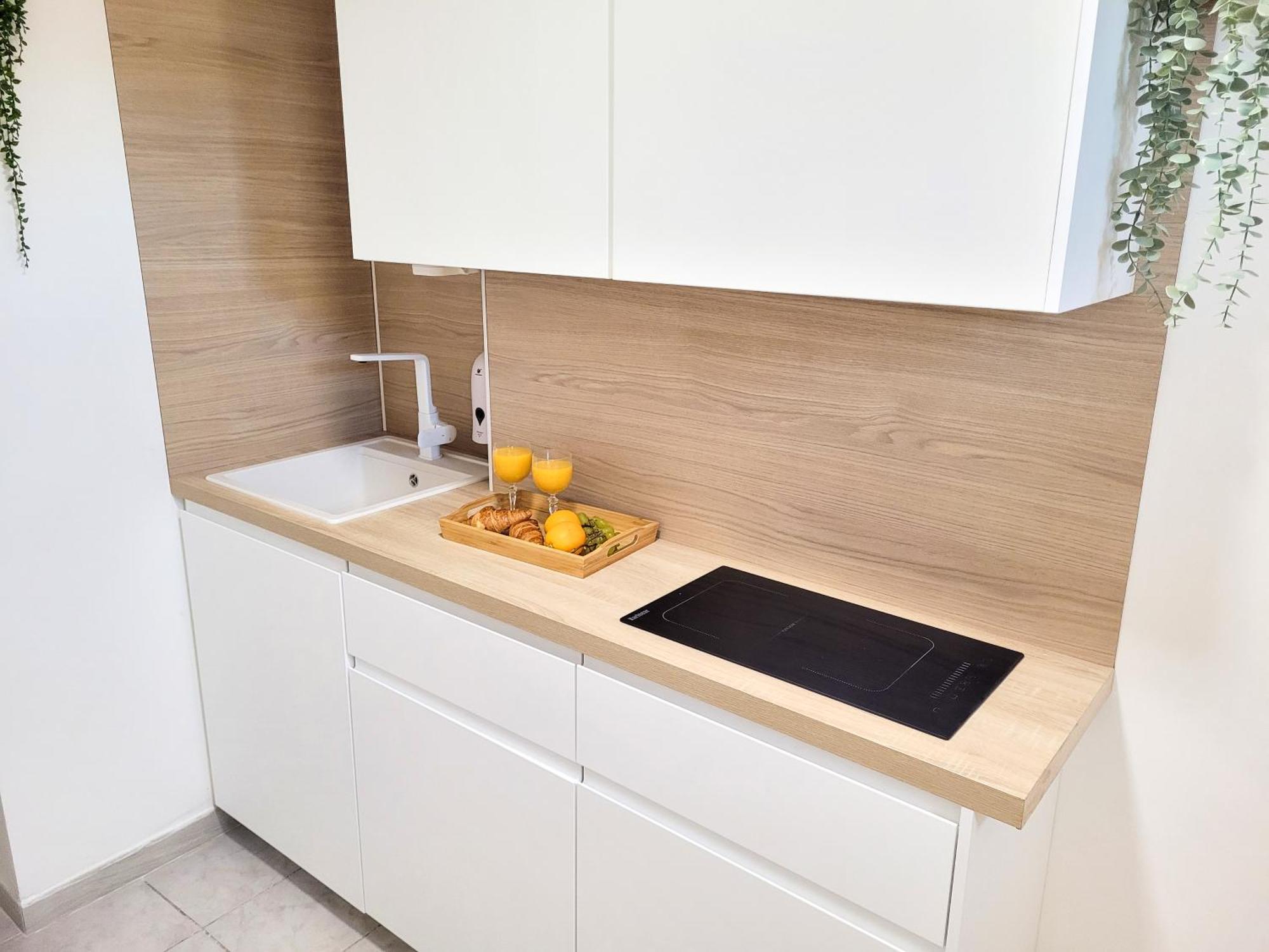Climatisee Lit Double - Proche Tram & Centre Apartment